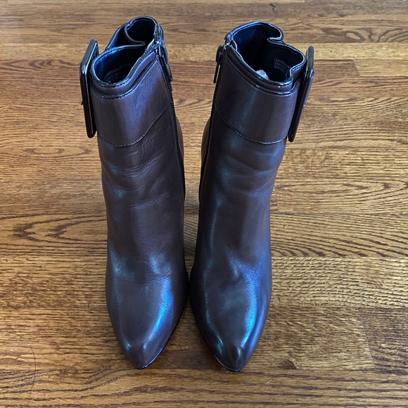 Real leather heeled booties - Picture 2 of 5